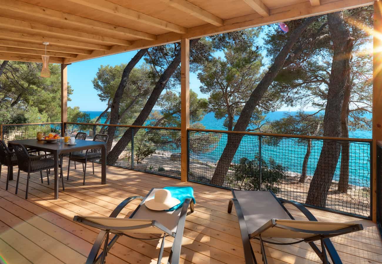 rudan pine beach 